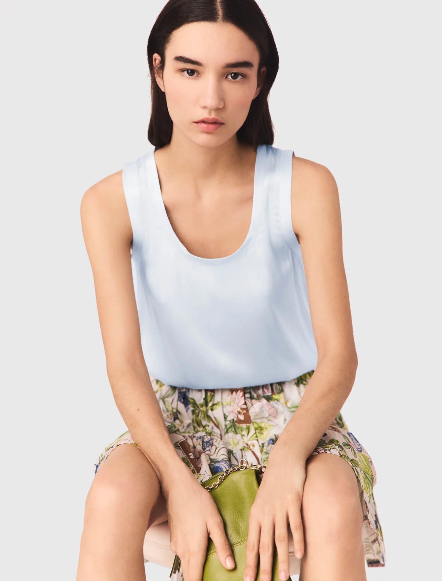 Top de tirantes de seda