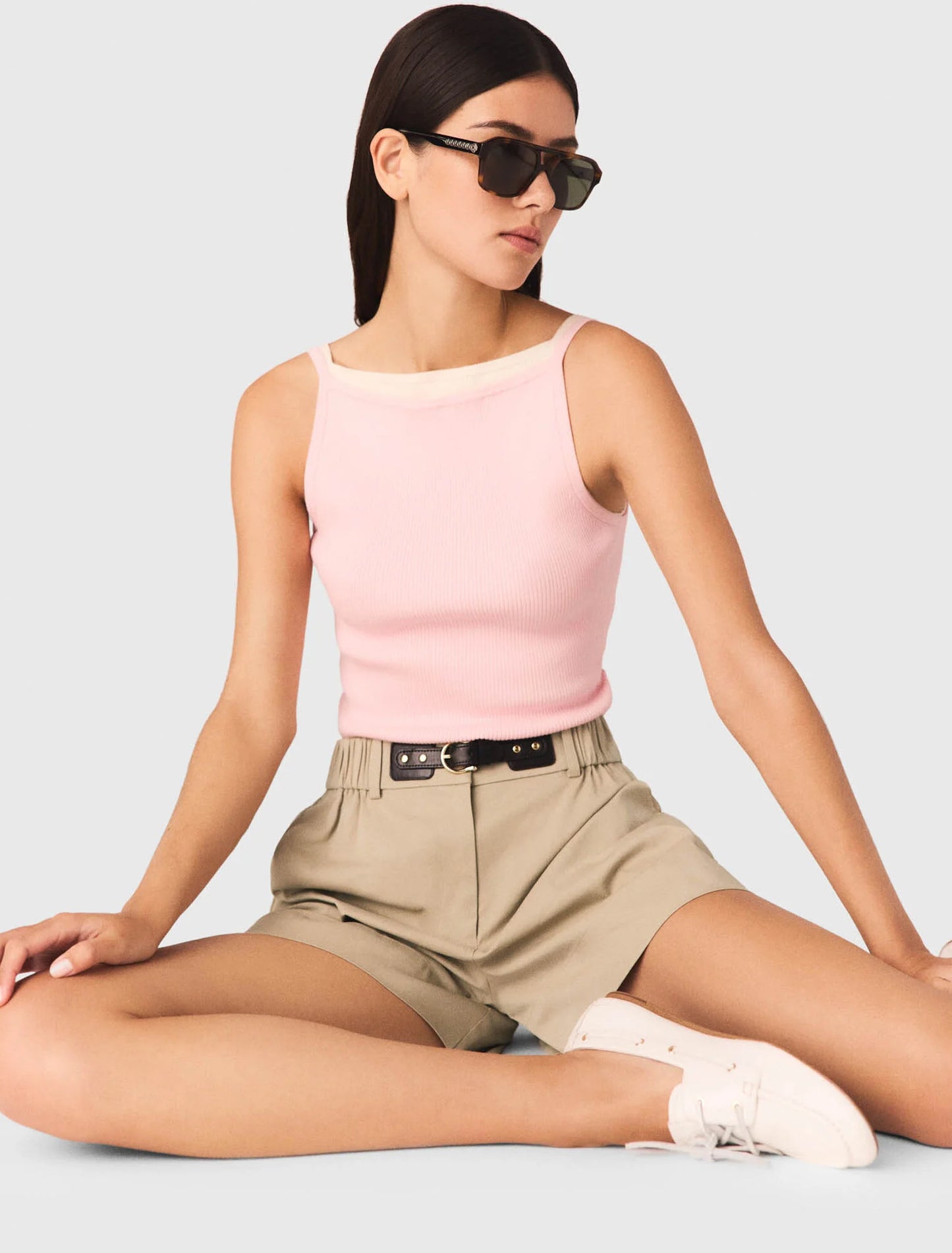 Top de cuello alto recto