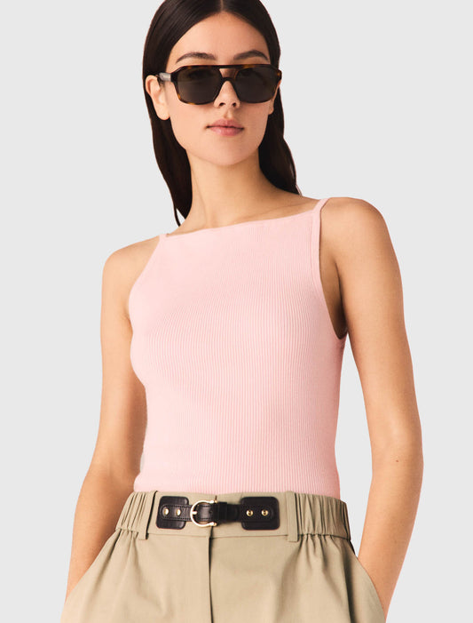Top de cuello alto recto