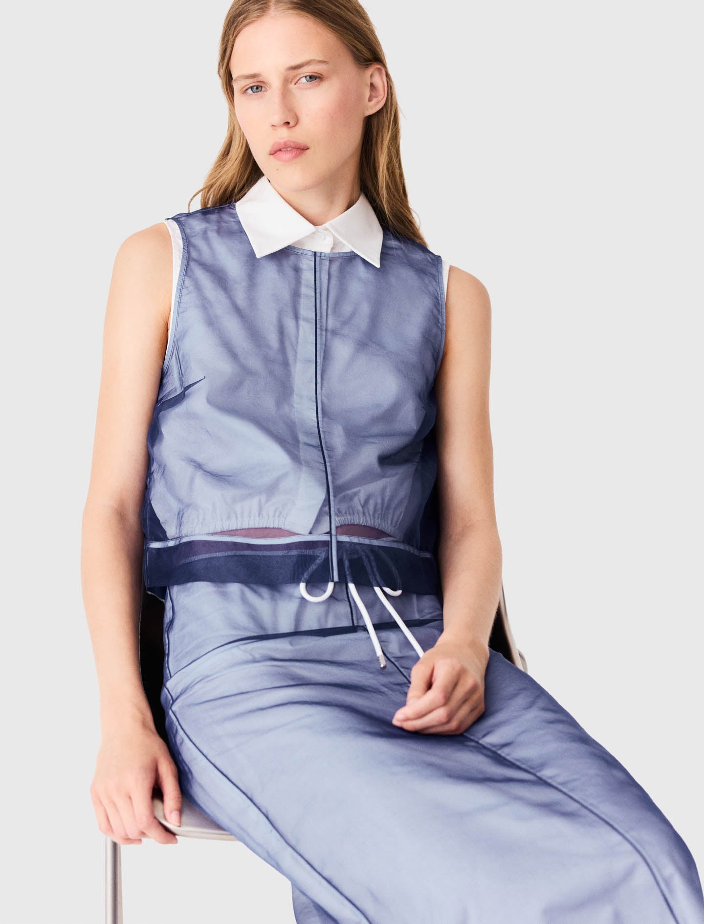 Top de algodón y organza extraíble