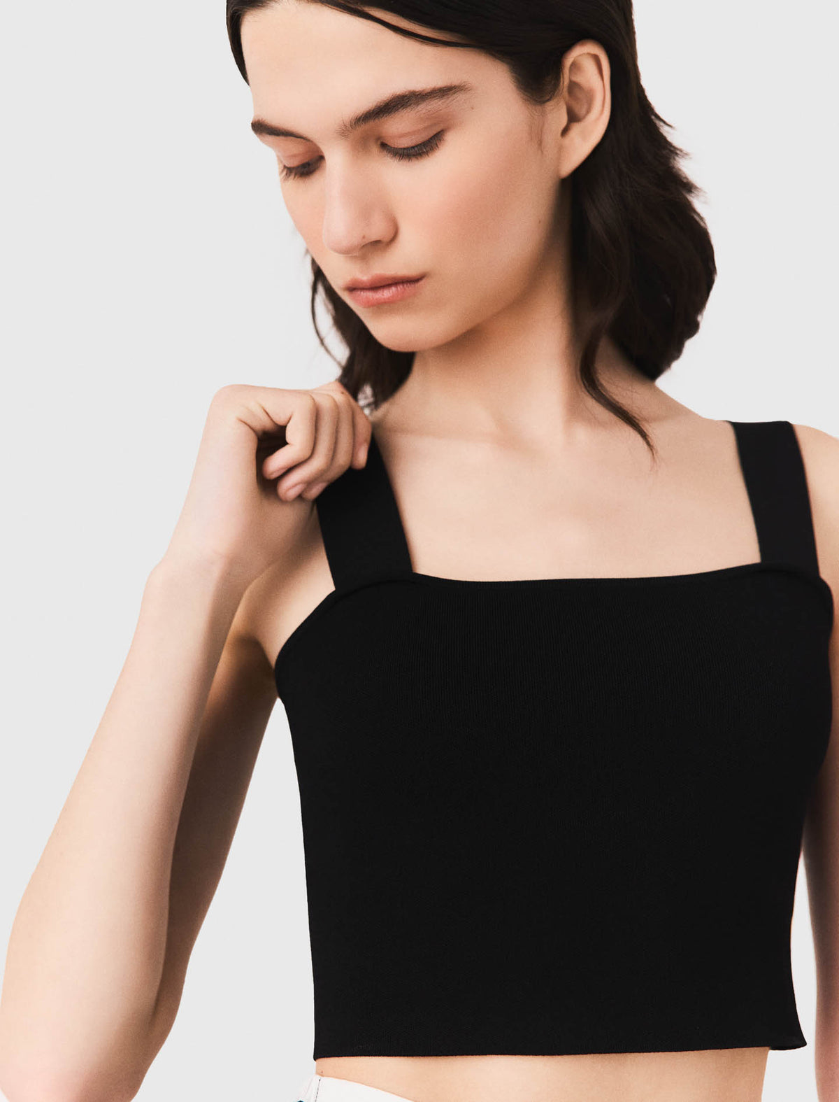 Crop top de punto con tirantes