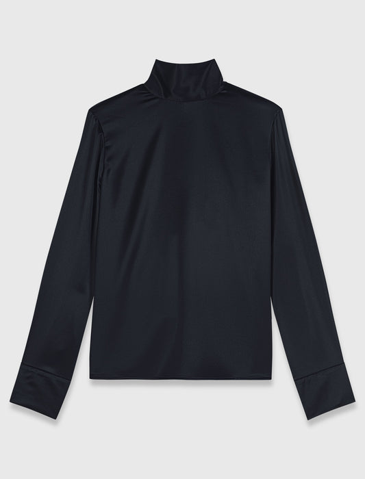 Top de raso con cuello alto