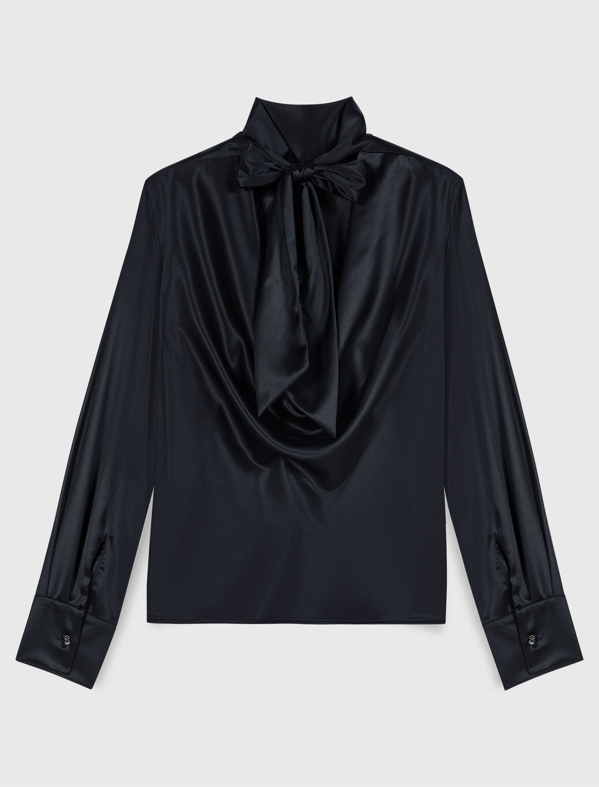 Top de raso con cuello alto