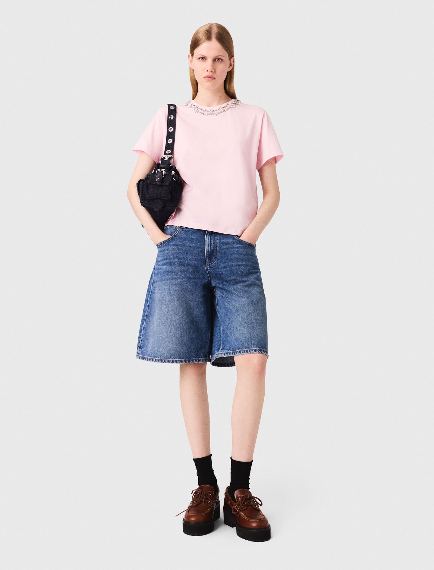 Camiseta manga corta cuello joya