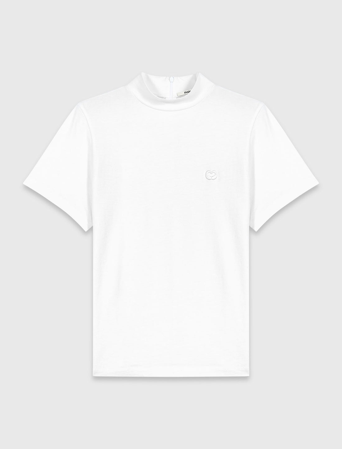 Camiseta cuello caja con zip atrás
