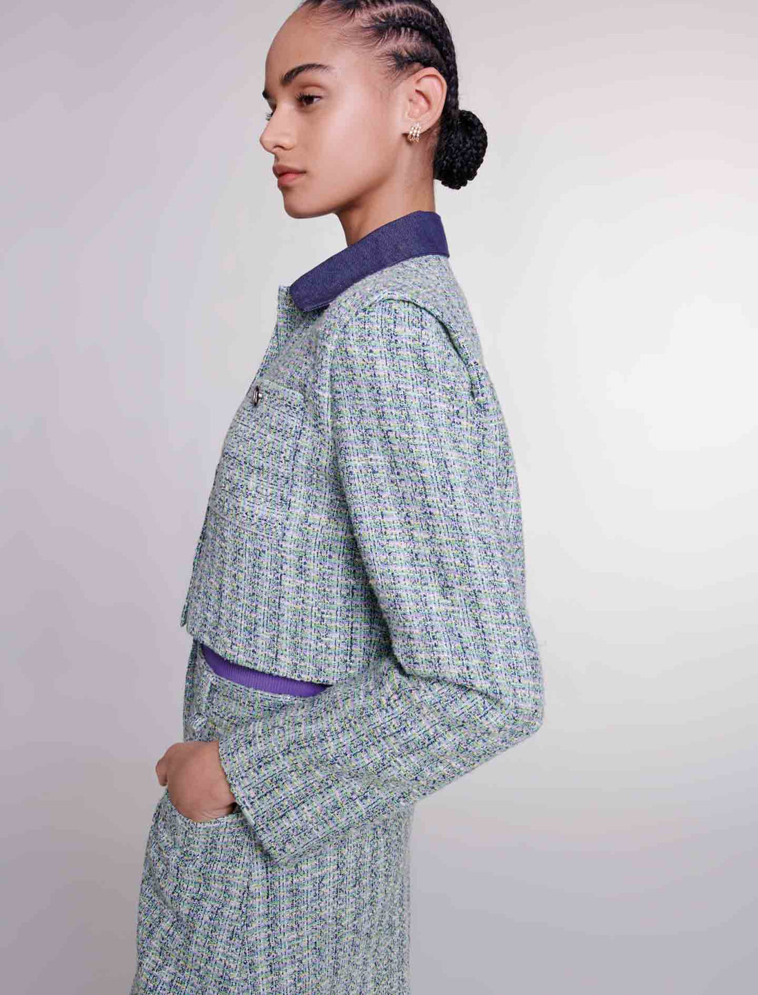 Chaqueta corta de tweed contrastada
