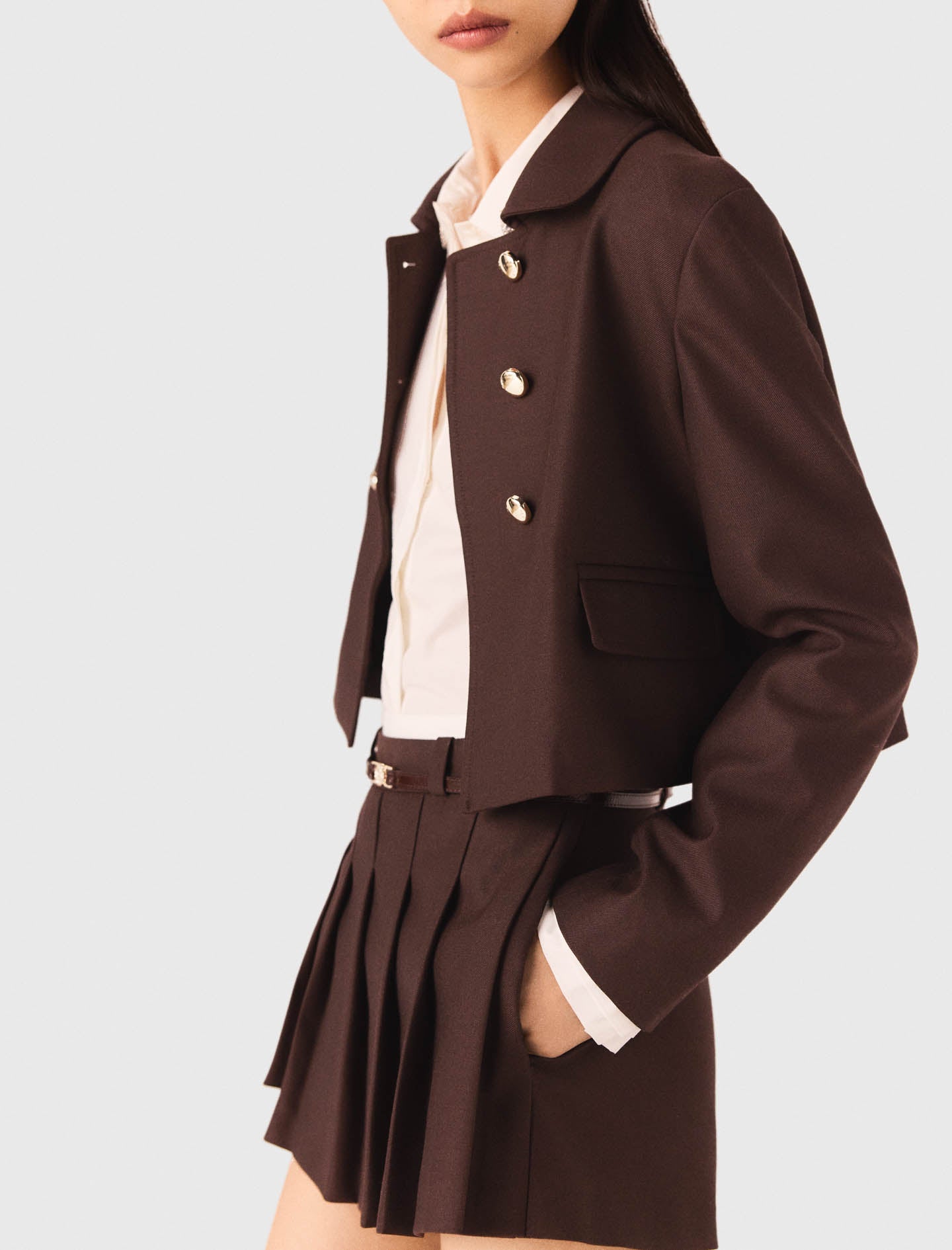 Chaqueta corta de doble botonadura