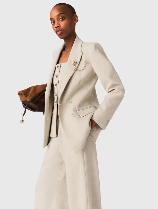 Chaqueta de traje con broche