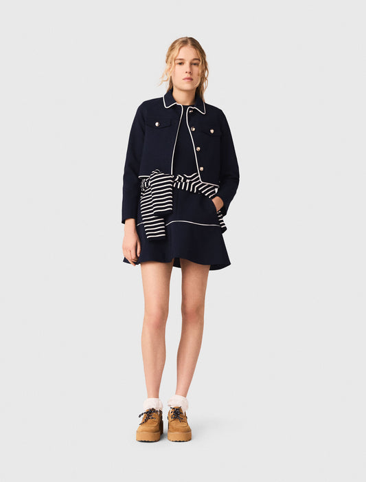 Chaqueta corta con ribete contraste