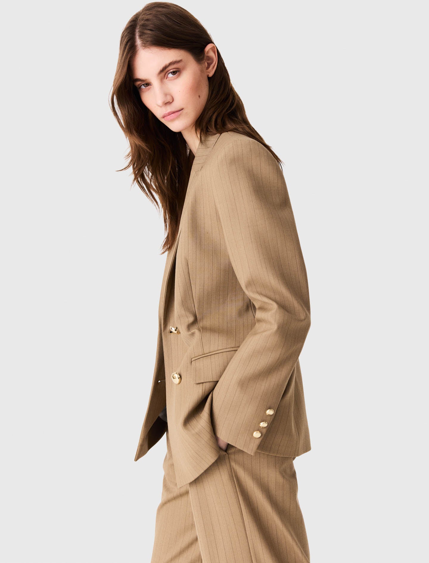 Chaqueta de traje cruzada