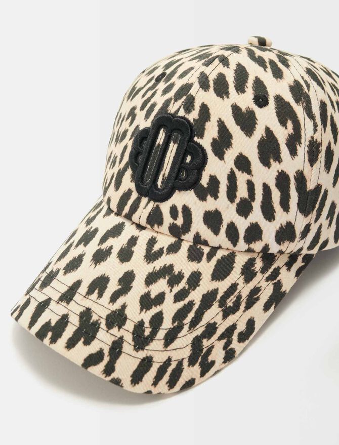 Gorra con estampado de leopardo Clover