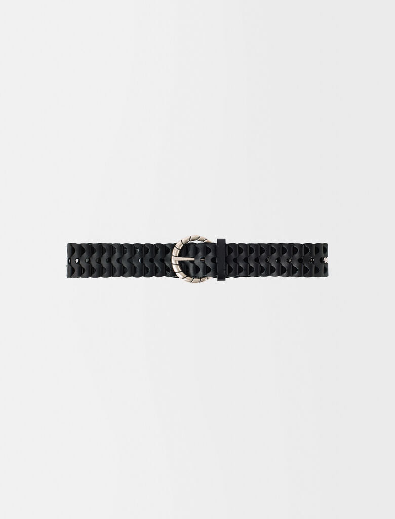 Cinturón de piel negra