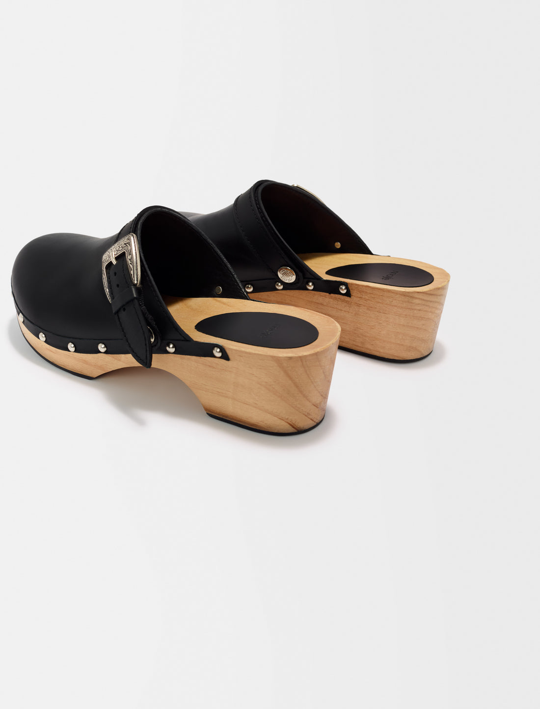 Zuecos de piel
