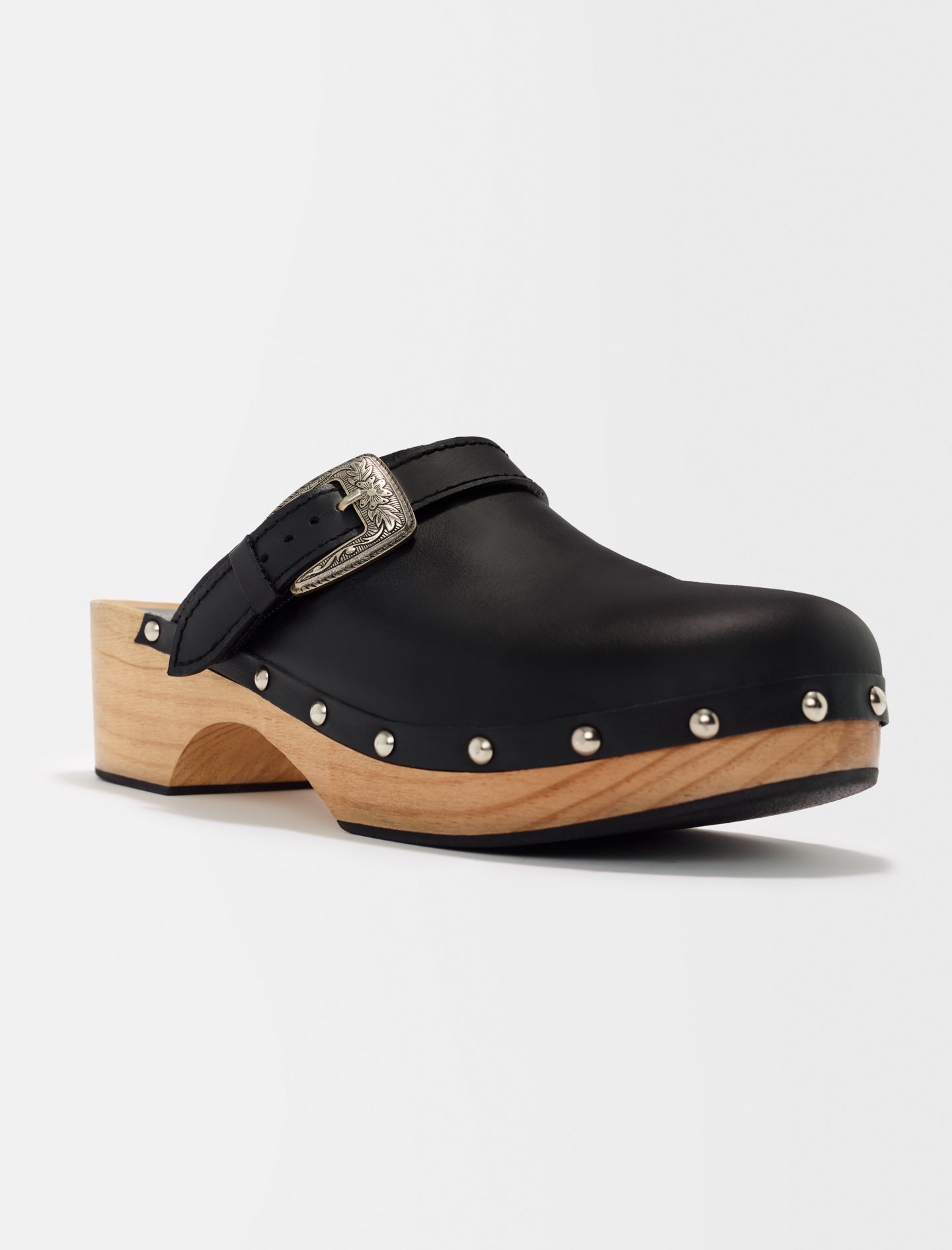 Zuecos de piel