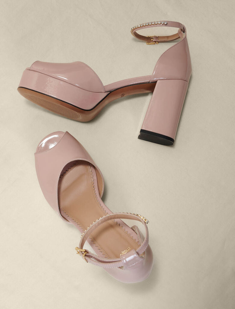 Sandalias de tacón de charol