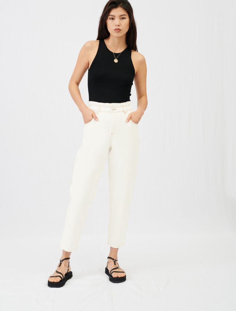 Jeans anchos con cintura elástica