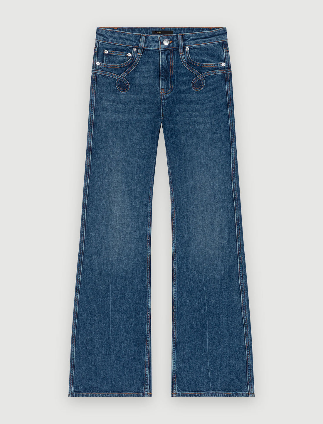 Jeans acampanados bordados