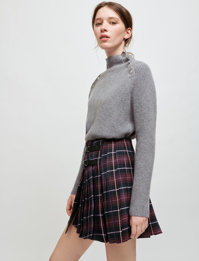 Falda plisada de cuadros estilo escocés