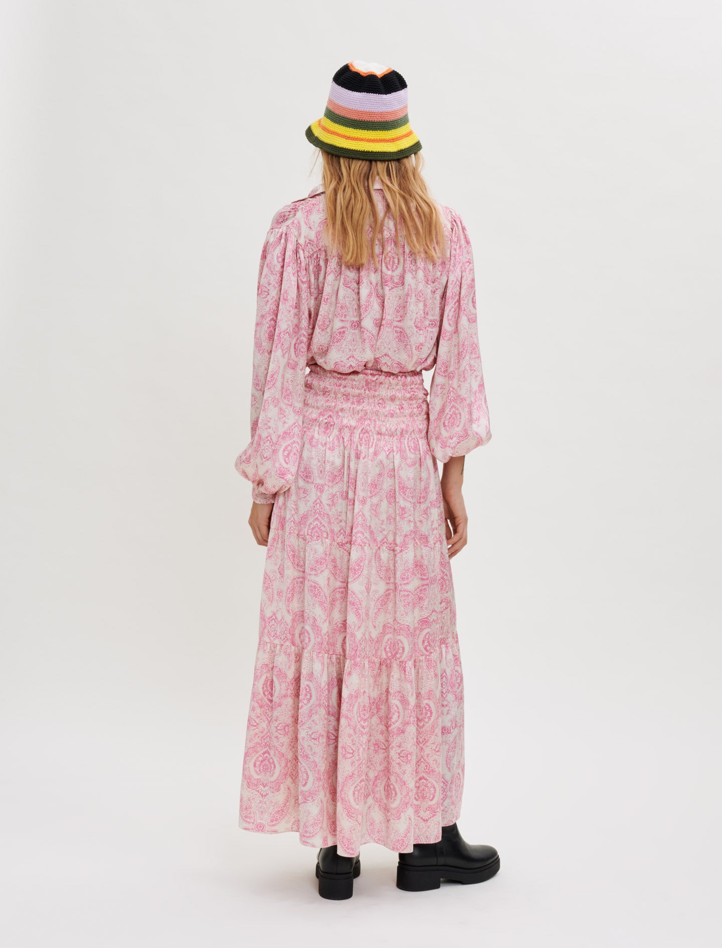 Falda de raso estampada