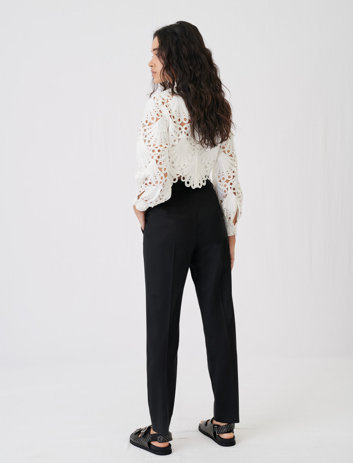 Pantalón de talle alto con cinturón