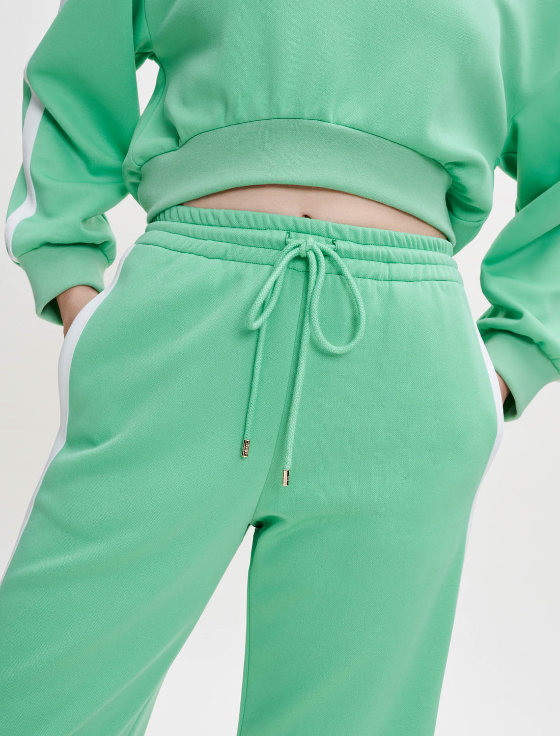 Pantalón de chandal con bandas