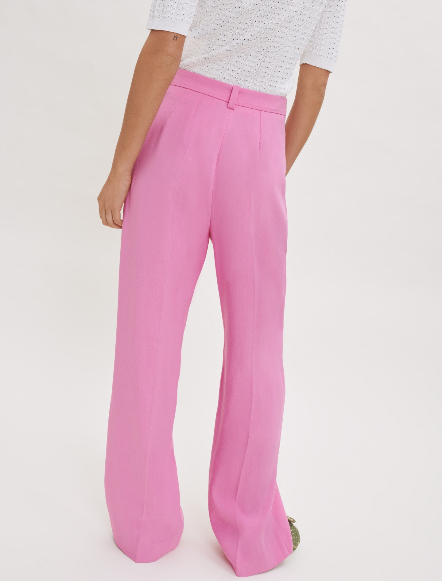 Pantalón de traje fluido