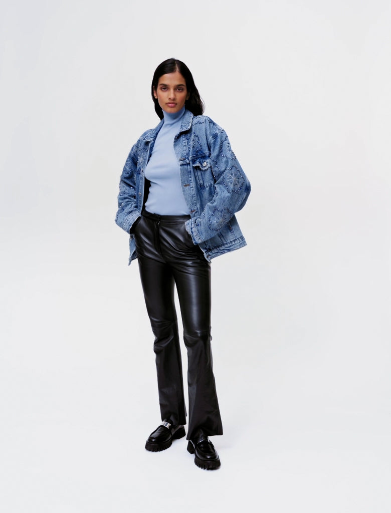 Pantalones de piel negra
