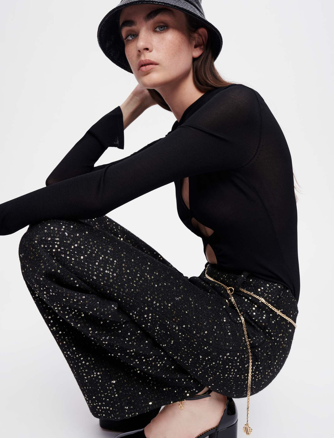 Pantalón negro de tweed con lentejuelas