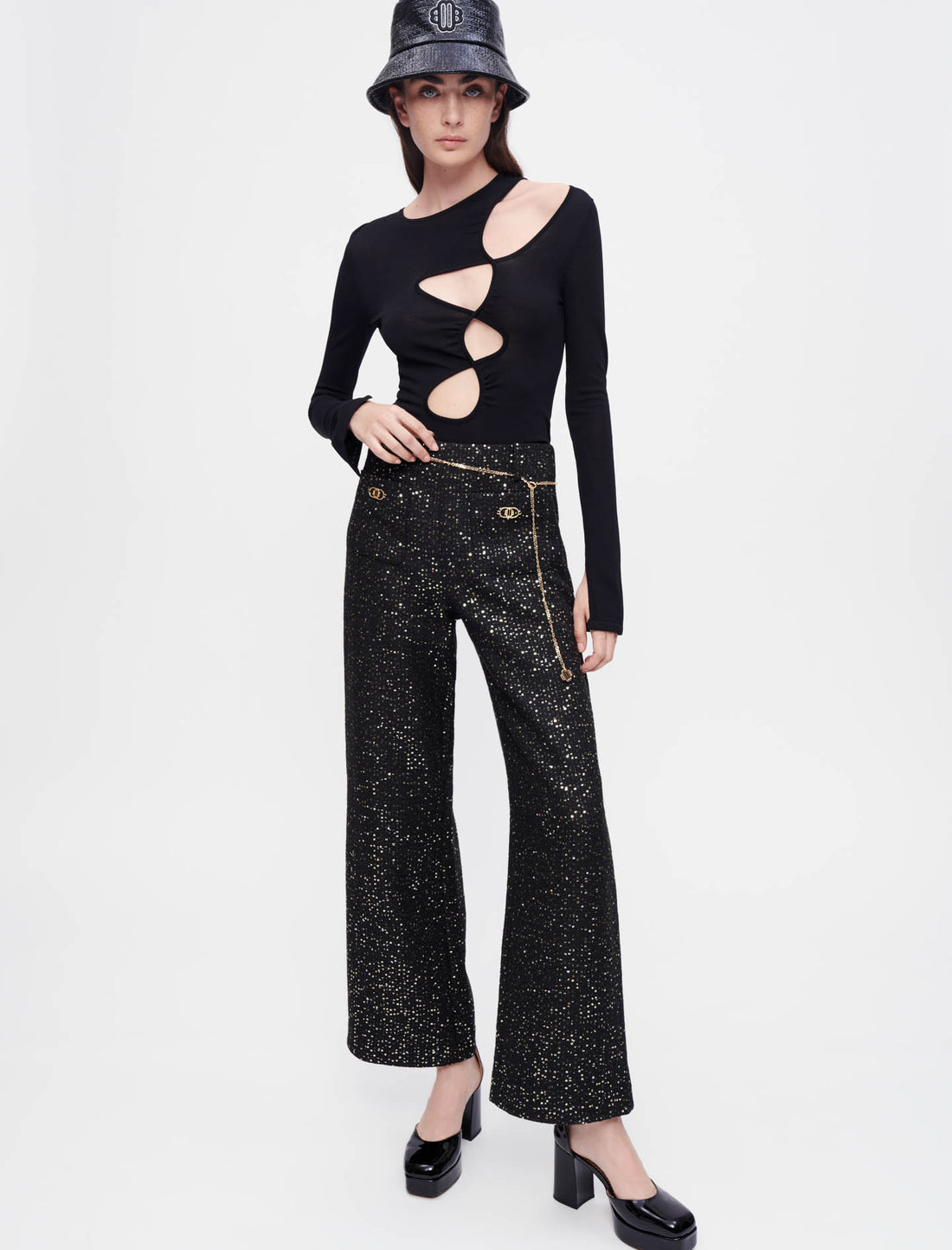 Pantalón negro de tweed con lentejuelas