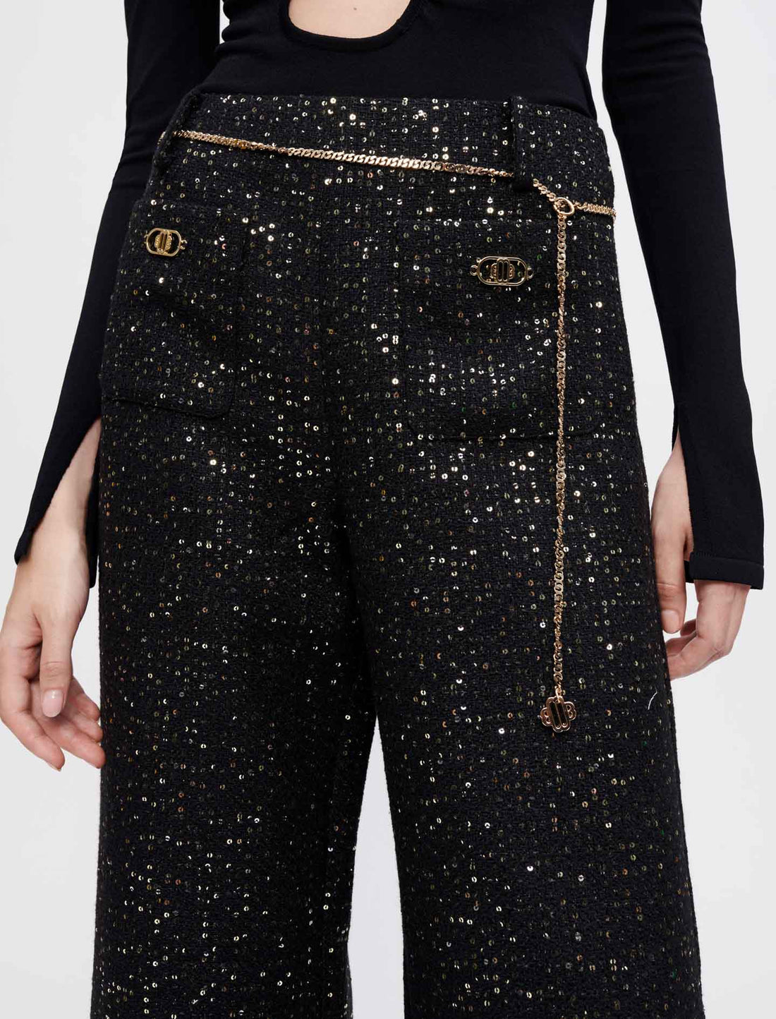 Pantalón negro de tweed con lentejuelas
