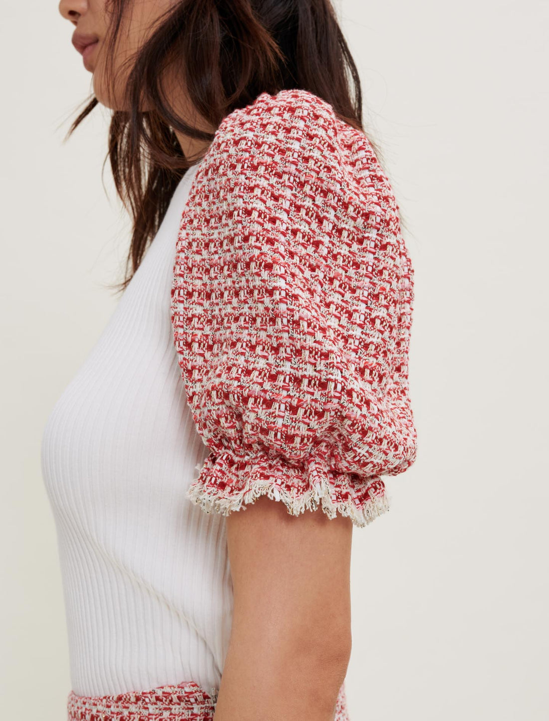 Jersey de punto y mangas de tweed