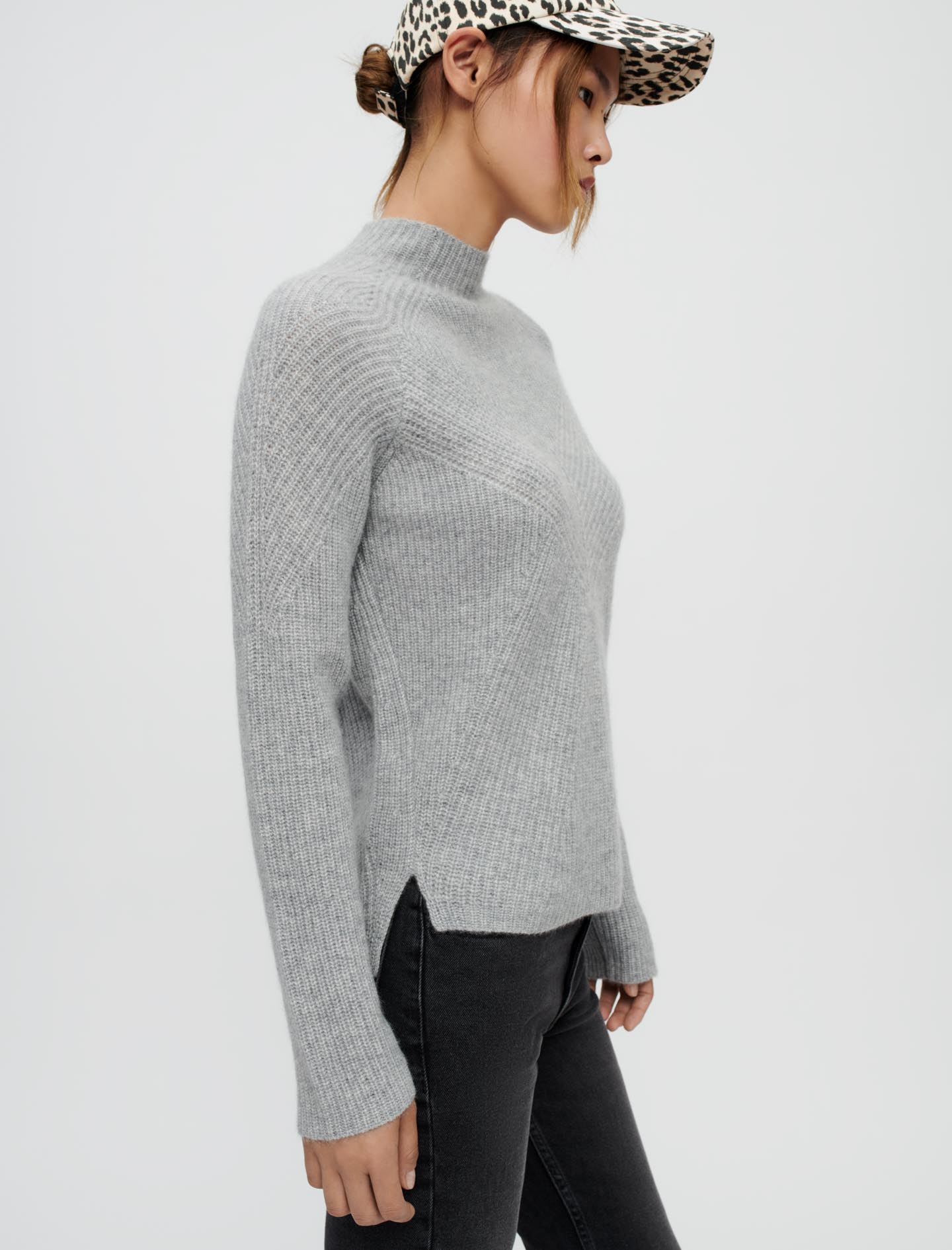 Jersey de cachemira de cuello alto