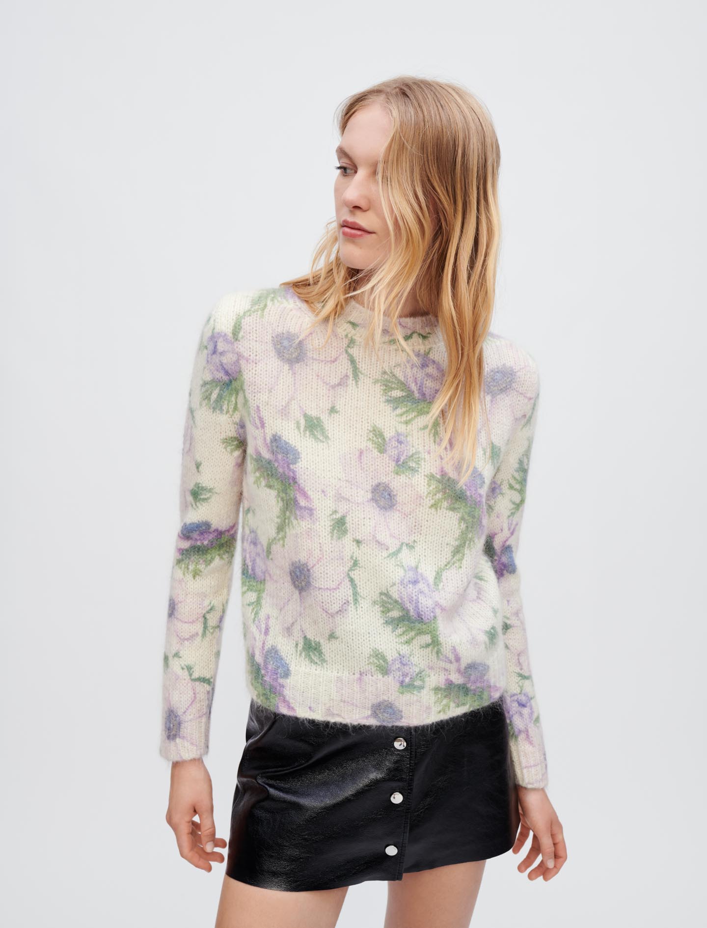 Jersey de jacquard suave de flores
