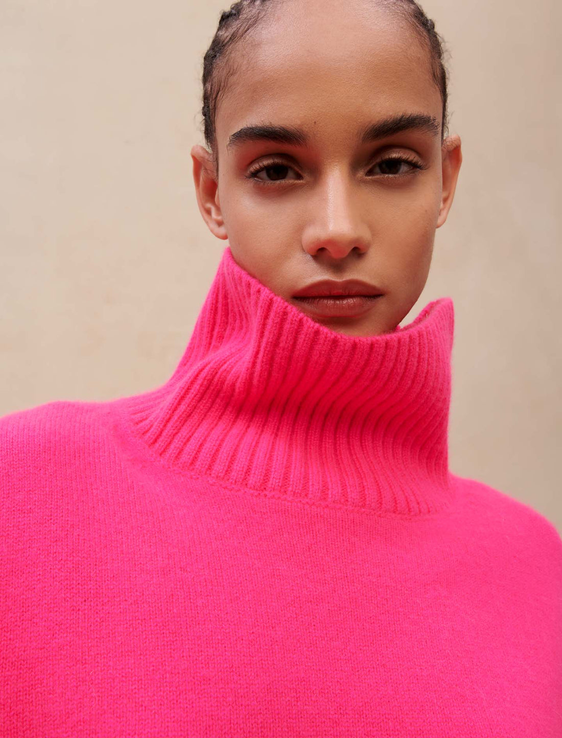 Jersey de cachemira rosa neón