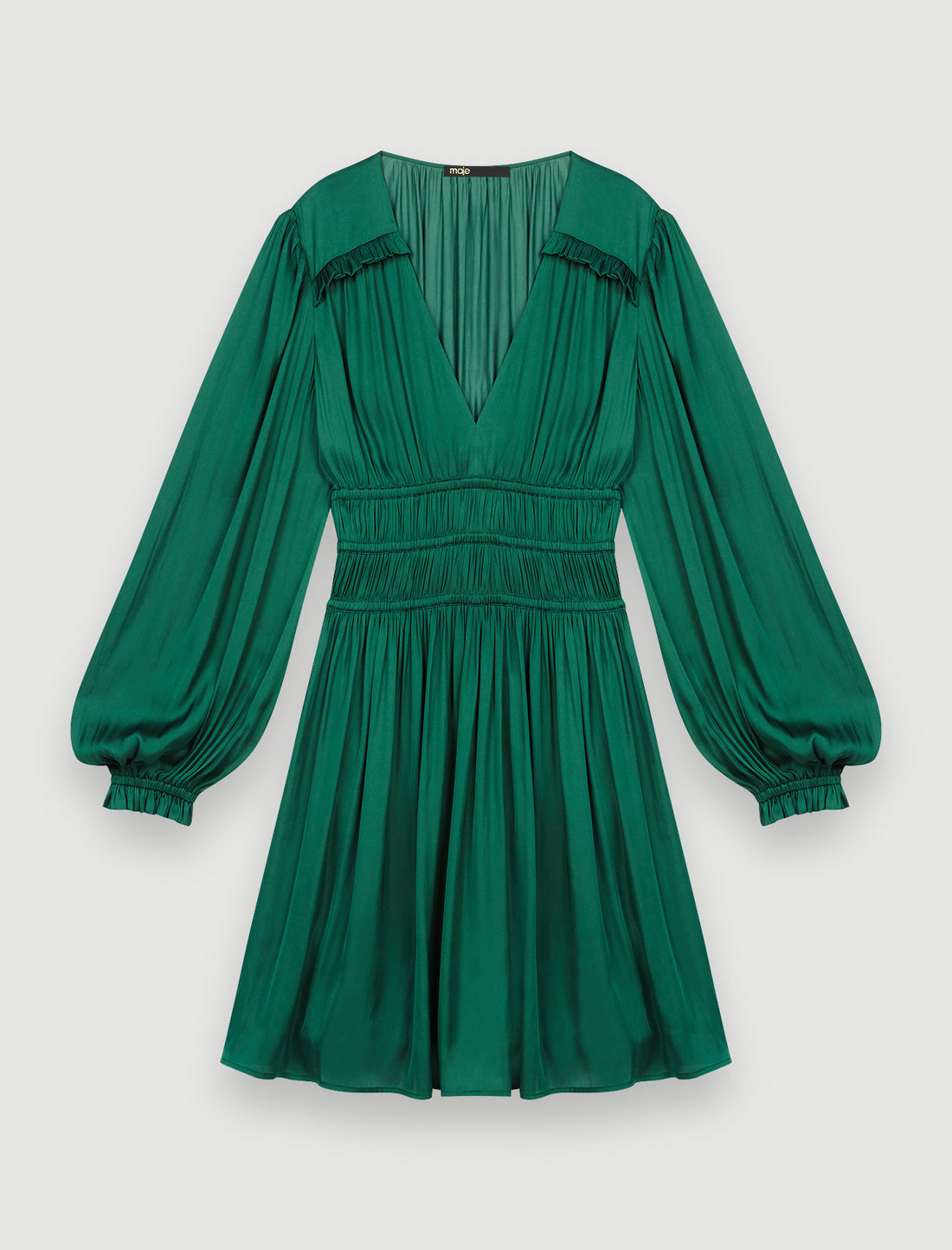 Vestido de raso con volantes