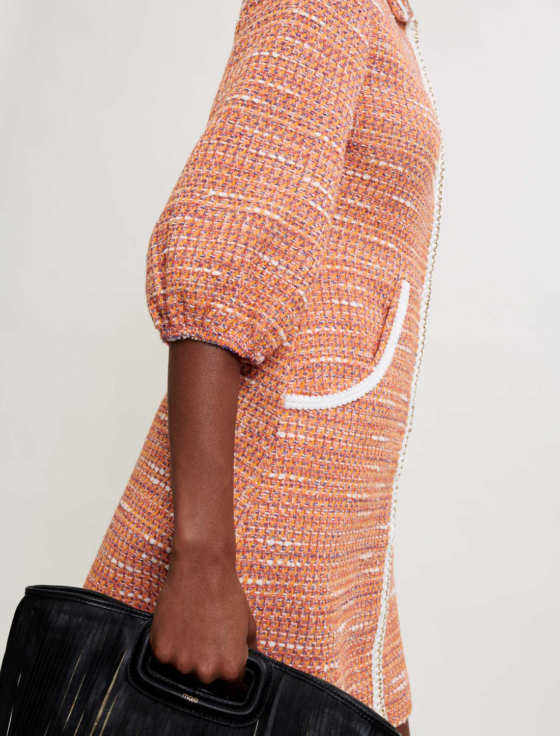 Vestido de tweed con galones trenzados