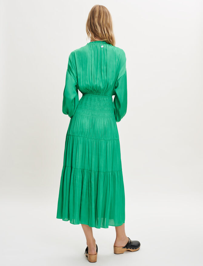 Vestido de raso fruncido