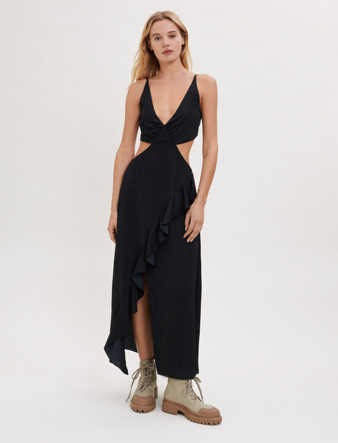 Vestido de raso calado