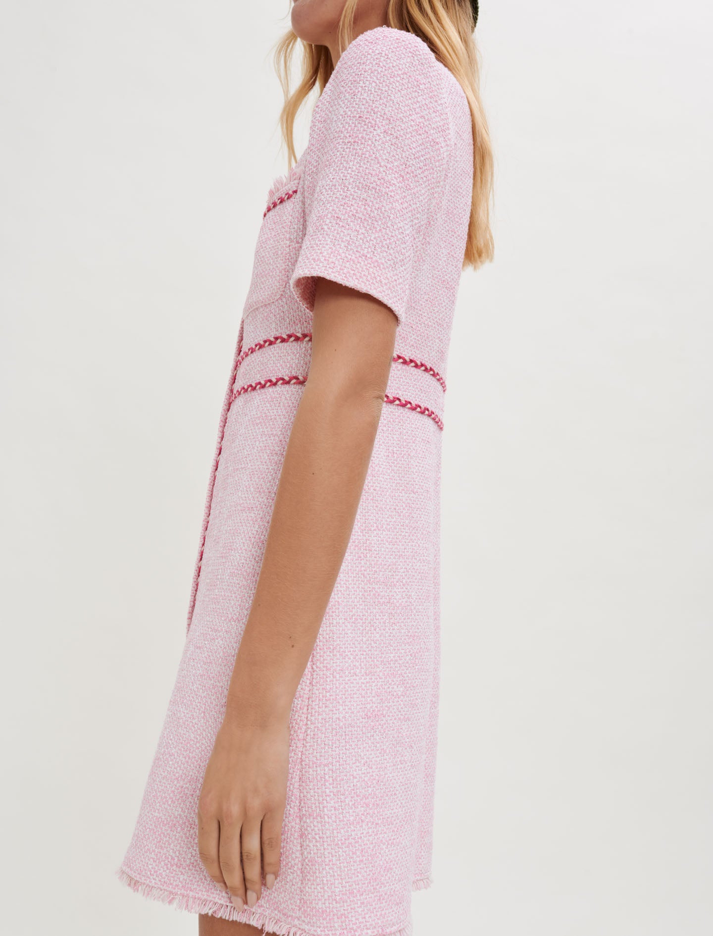 Vestido de tweed en contraste