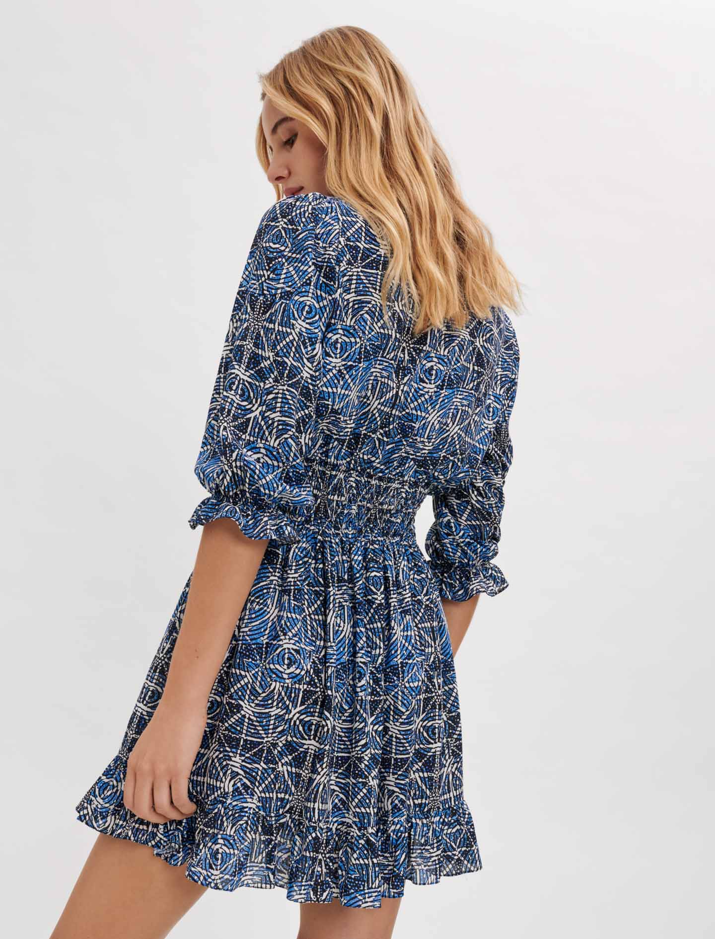 Vestido con frunces de viscosa estampada