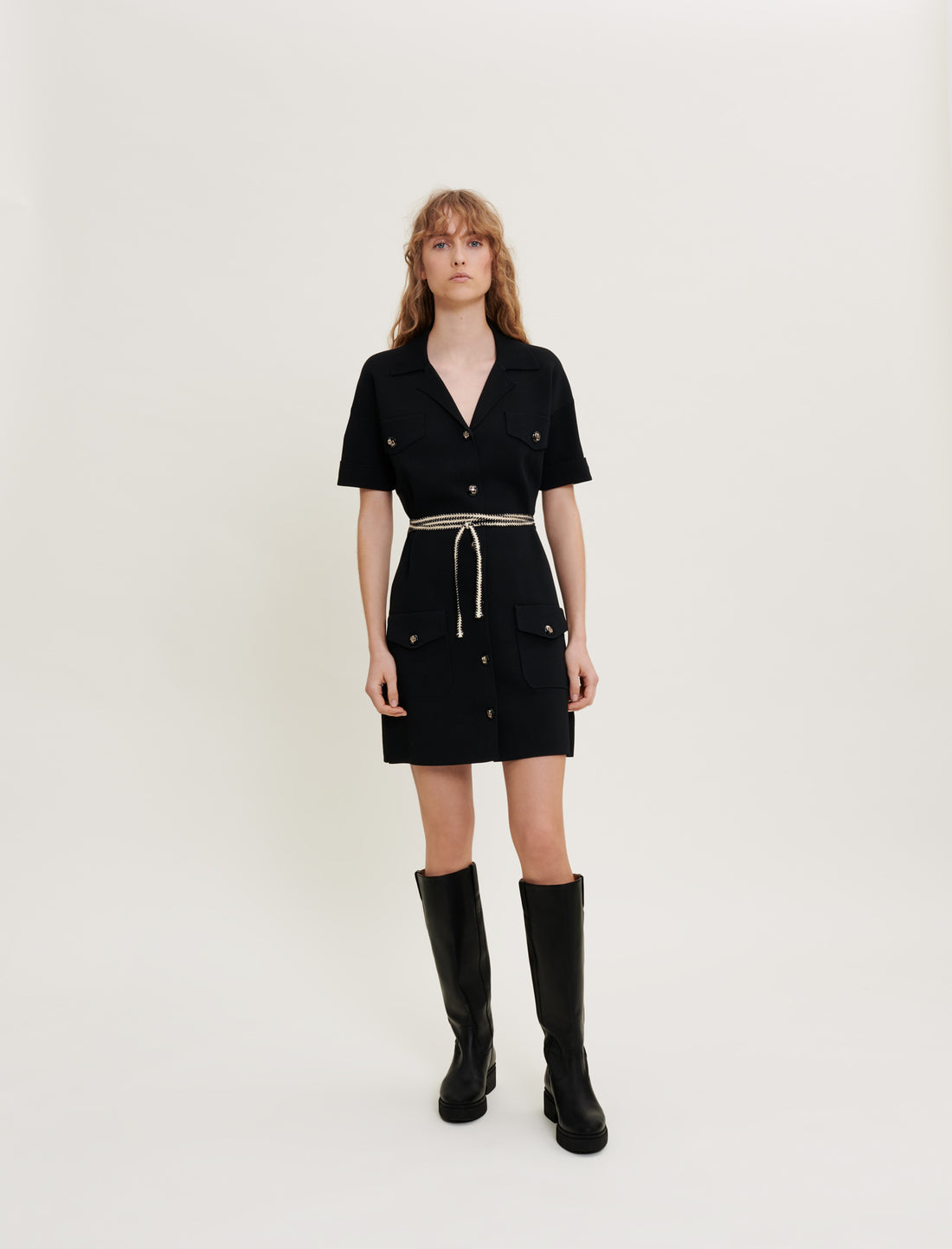 Vestido de punto con cinturón