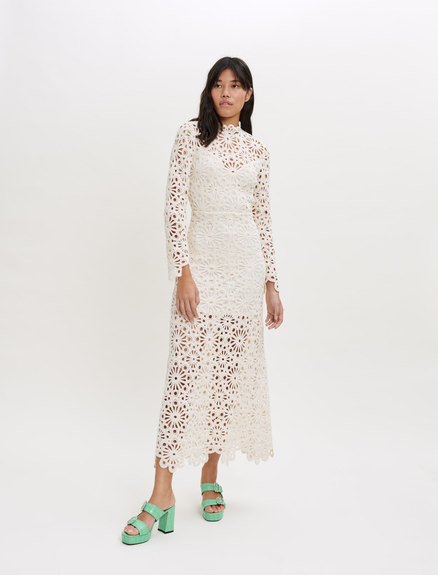 Vestido de guipur estilo ganchillo