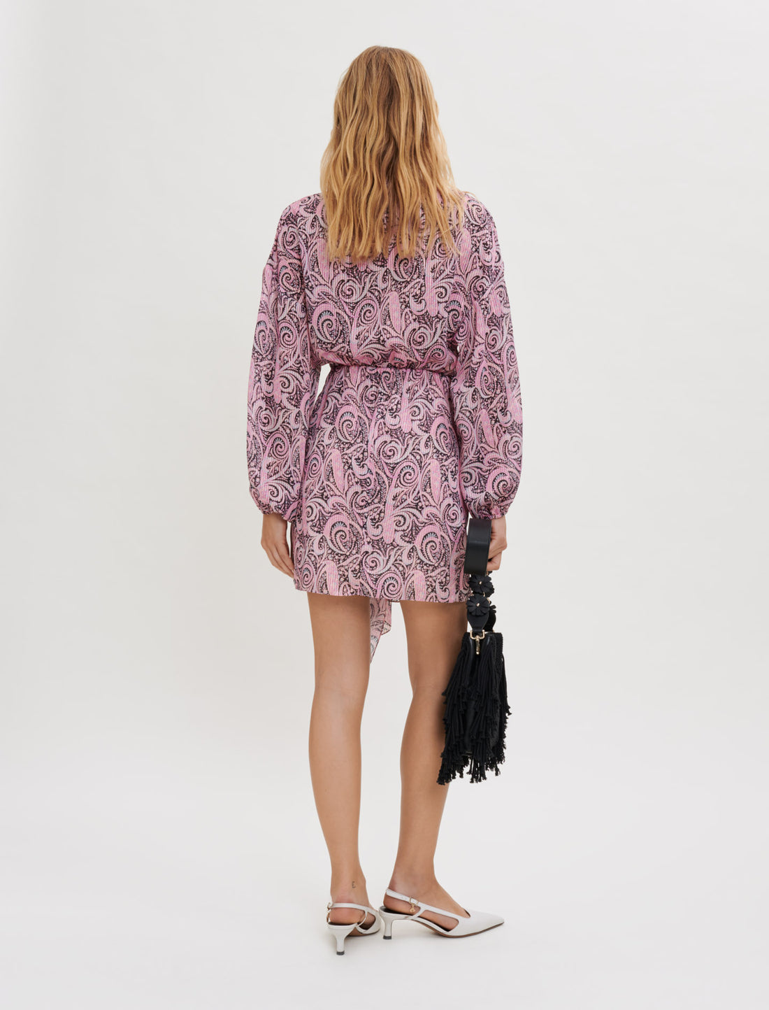 Vestido asimétrico con estampado Paisley