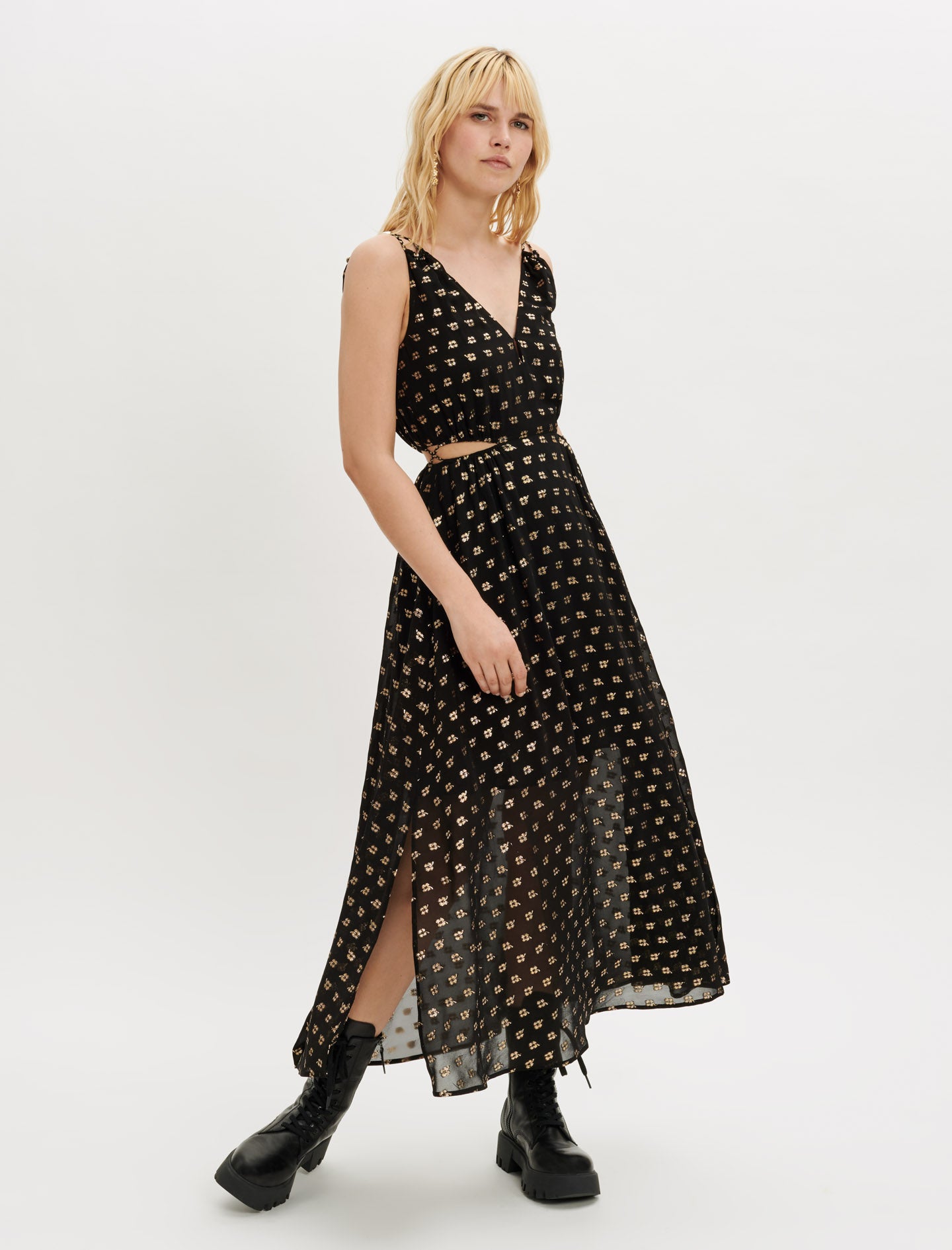 Vestido de tirantes estampado con cuello