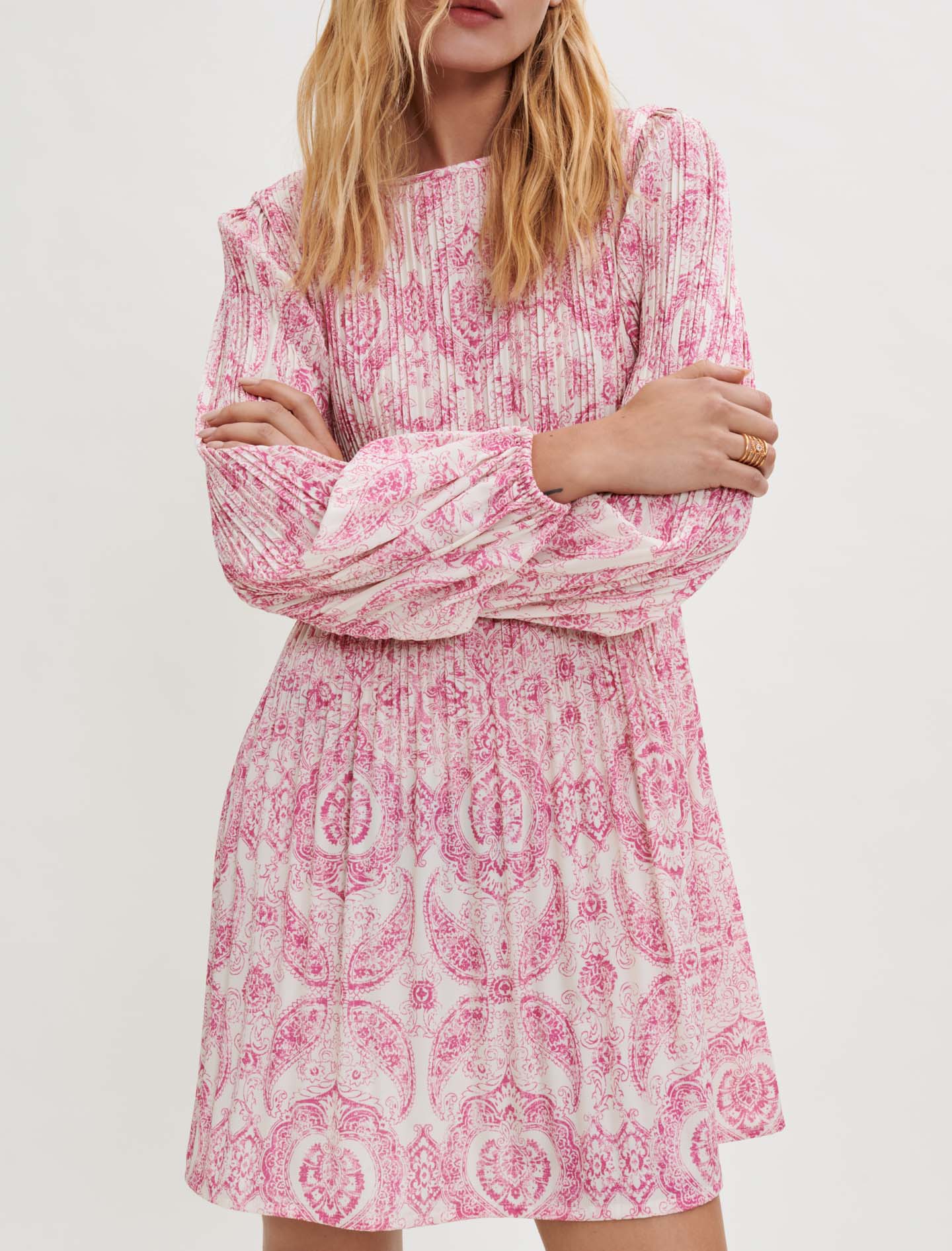 Vestido plisado estampado