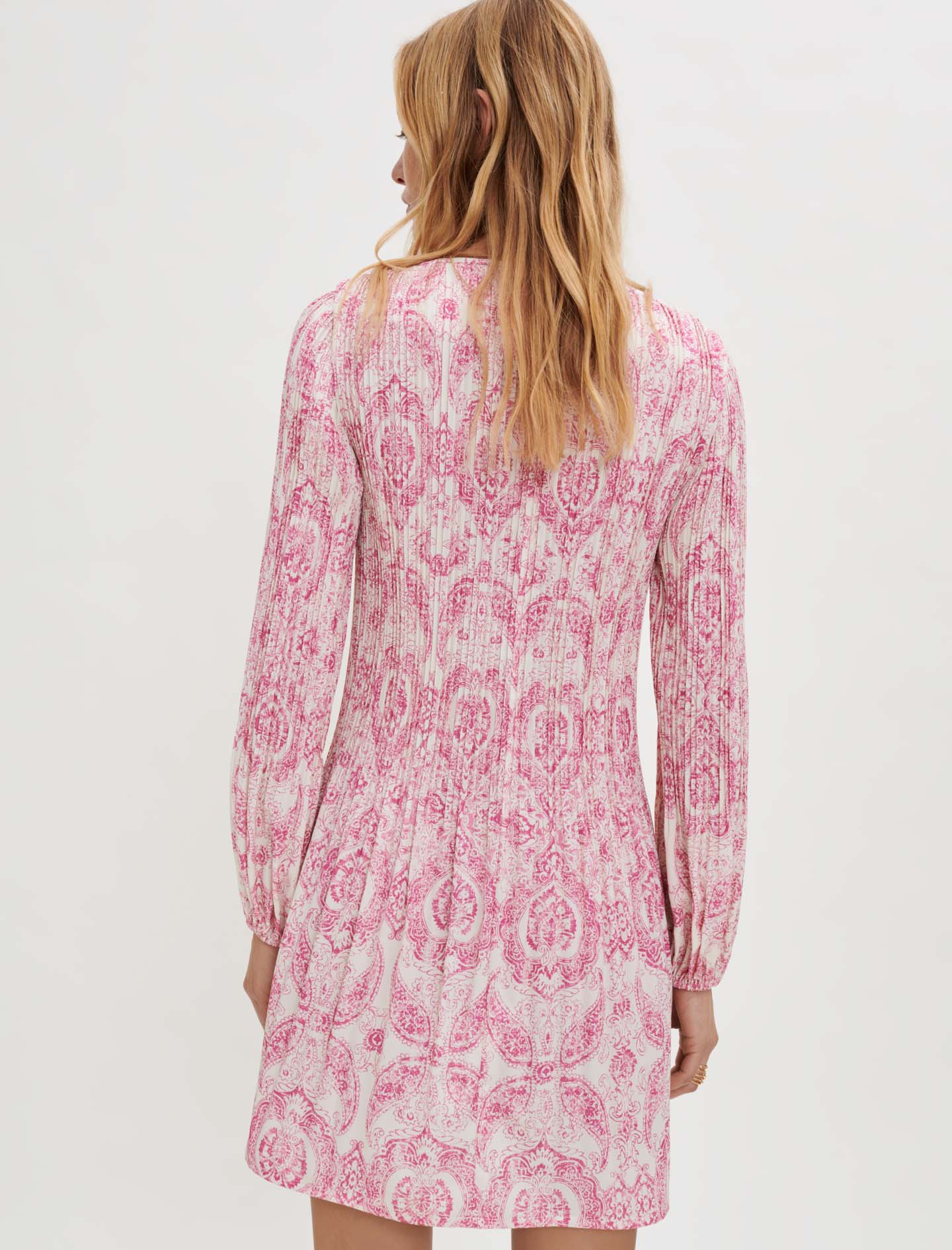Vestido plisado estampado