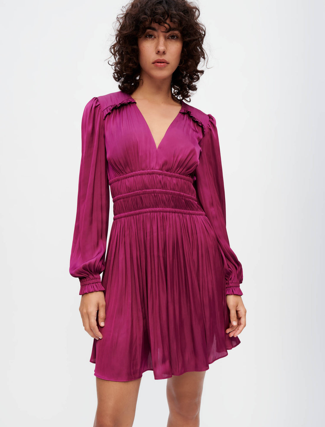 Vestido de raso fluido
