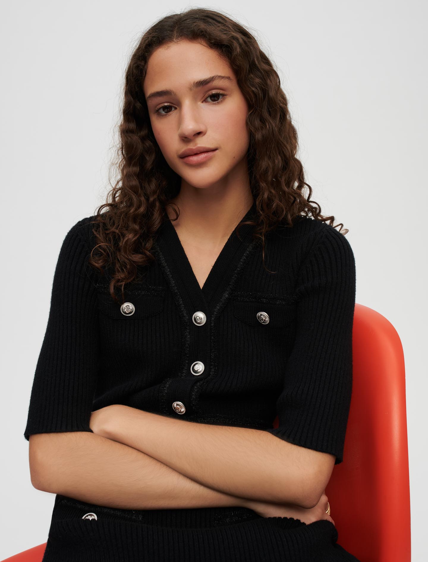 Vestido negro de punto canalé de viscosa