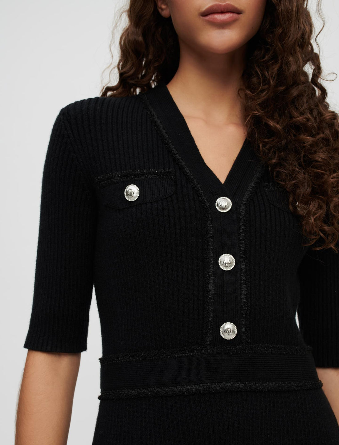 Vestido negro de punto canalé de viscosa
