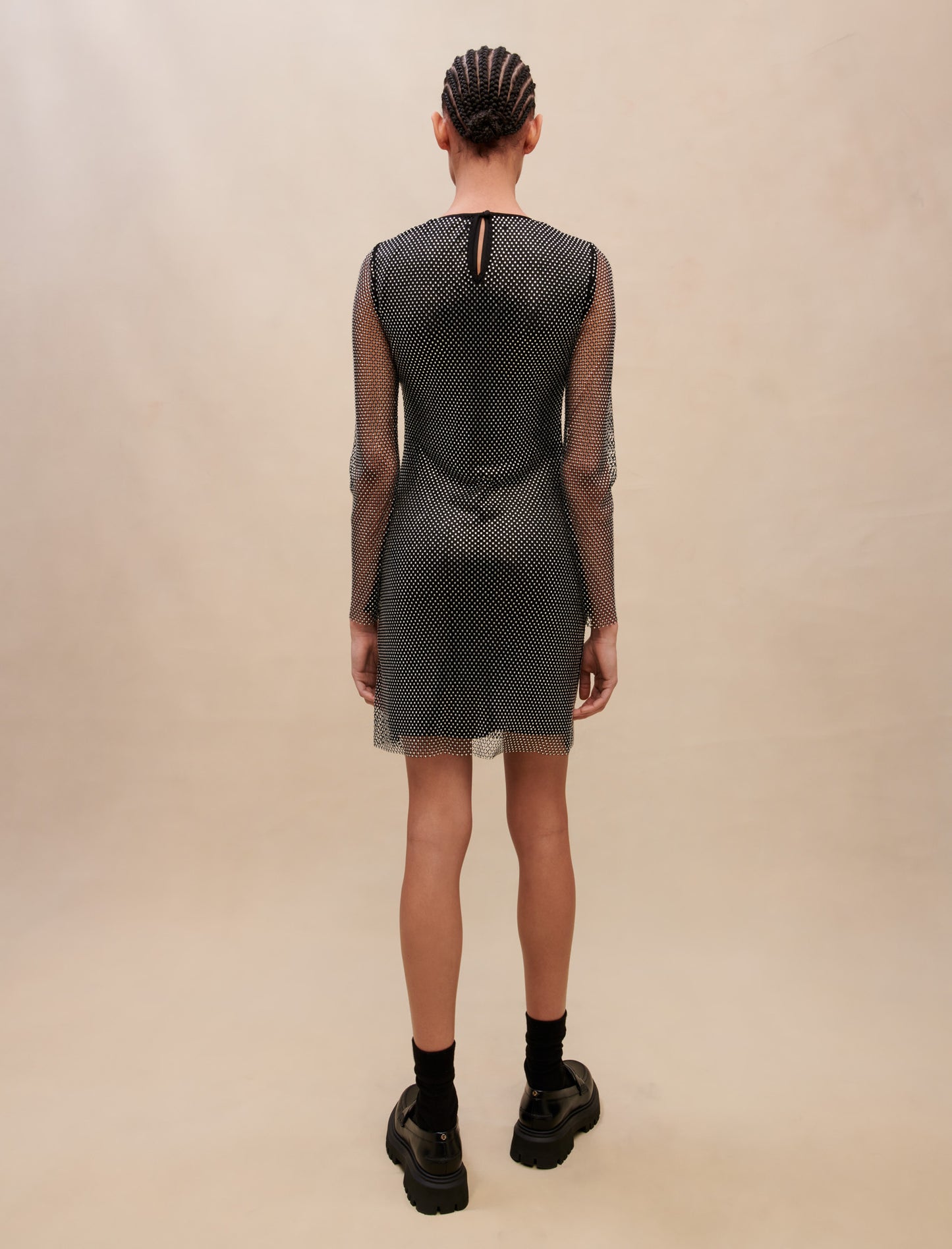 Vestido corto con strass